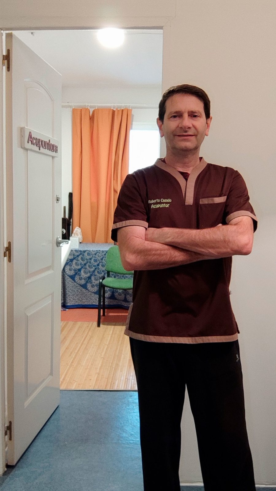 Roberto Casado, acupuntor en Leganés